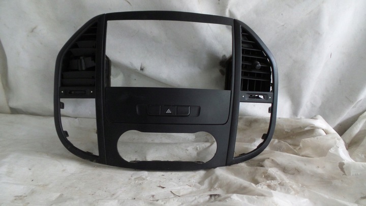 фото №5, Рамка радио панель средний mercedes w447 a4476890011