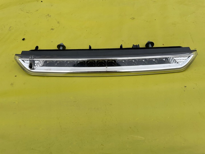 фото №1, Peugeot 2008 led свет сплав задней крышки