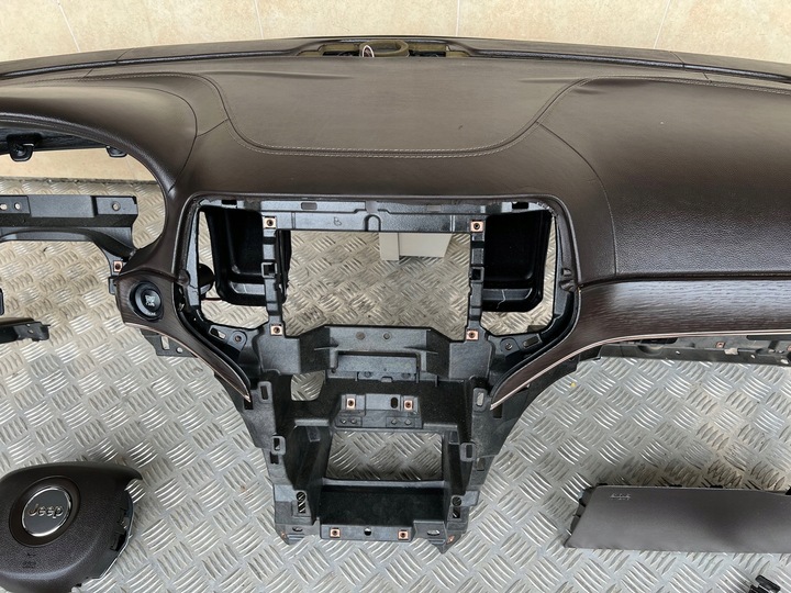 фото №6, Панель консоль капот grand cherokee wk2 рестайлінг