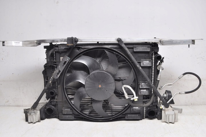 фото №11, Volvo s60 iii v60 t5 t6 d3 d4 комплект радіатор 32224829 31657360 32226282