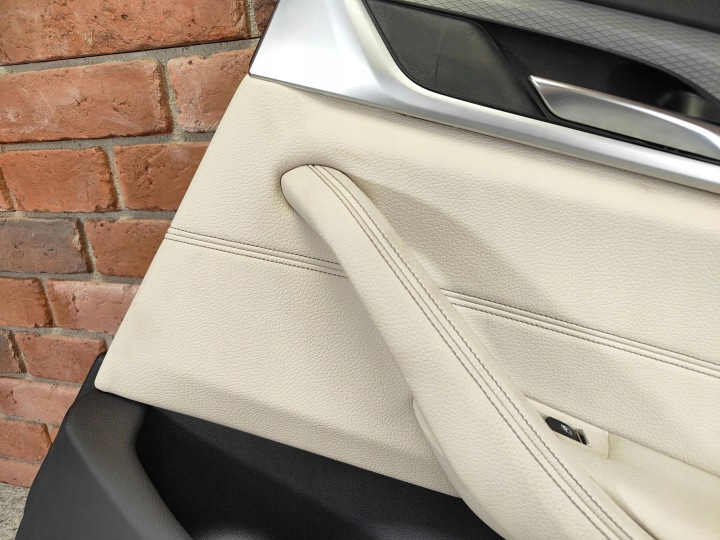 фото №8, Дверная карта (обшивка двери) правое зад bmw 5 g30 g31 m5 f90 elfenbeinweiss