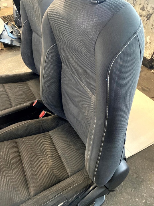 фото №5, Подголовник диван задняя зад 1,5 кабины лавка спинка toyota hilux 8 viii 15-