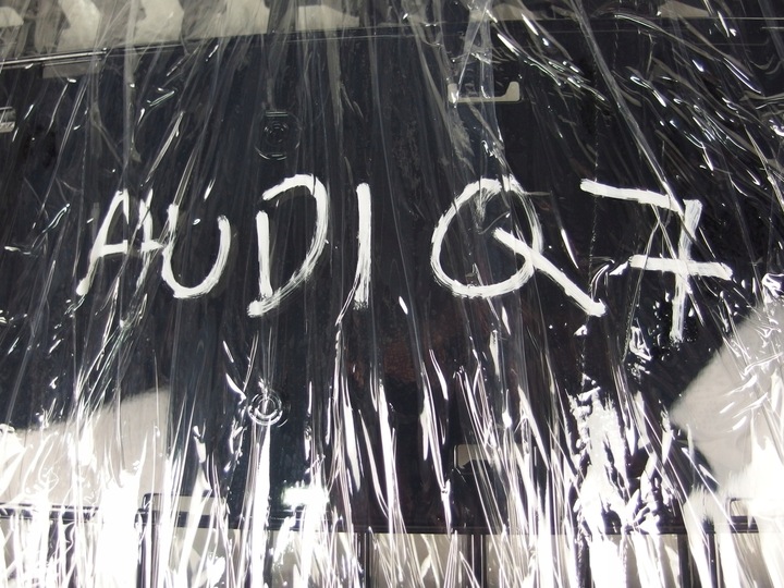 фото №8, Решётка радиатора решётка audi q7 4l0