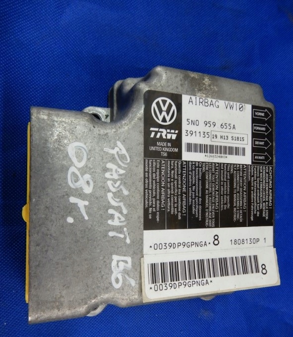 фото №10, Панель роздавальна ремені подушка безпеки датчик vw passat b6