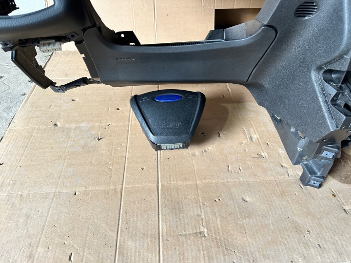 фото №7, Торпедо раздаточная консоль ford bmax оригинал na ключ