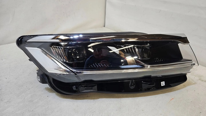 фото №9, Лампа перед передня права vw touareg 761 iii 761941036a повний led