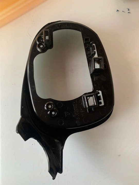 фото №1, Honda civic ufo viii ___06-11r.____ зеркало рамка ___prawa___europa