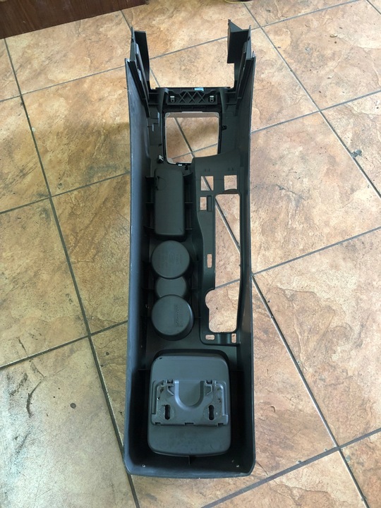 фото №8, Focus mk2 06' тунель середній