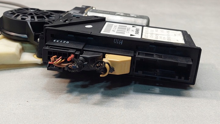 фото №5, Підйомник вікна праві зад audi a4 b6 8e0959802a