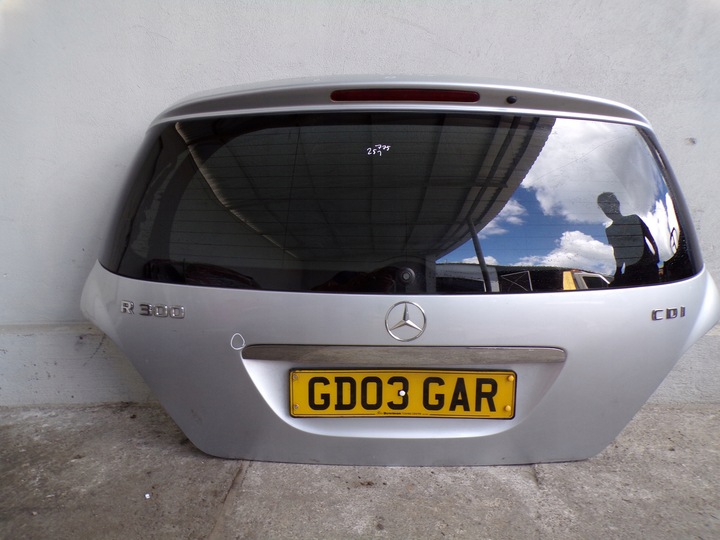 фото №1, Кришка зад задня mercedes w251 r клас lak 775