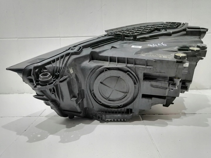 фото №10, Лампа правая передняя перед audi q3 ii 83a halmar 8416