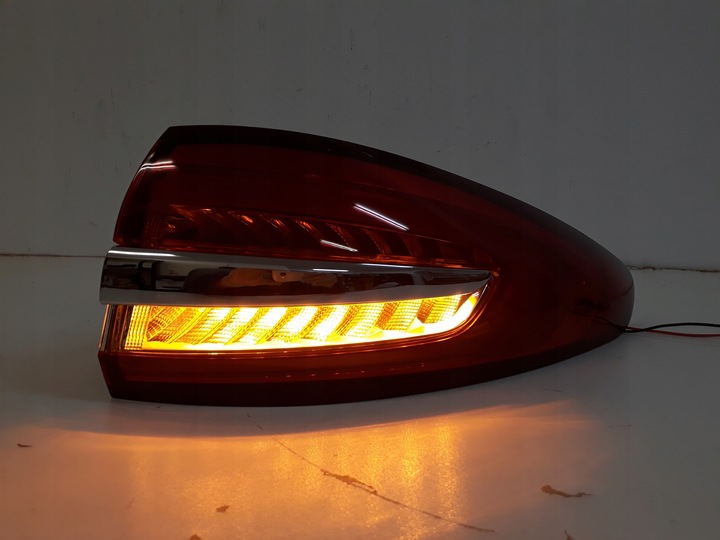 фото №8, 4x лампа задняя хром ford mondeo mk5 рестайлинг 2019- hb