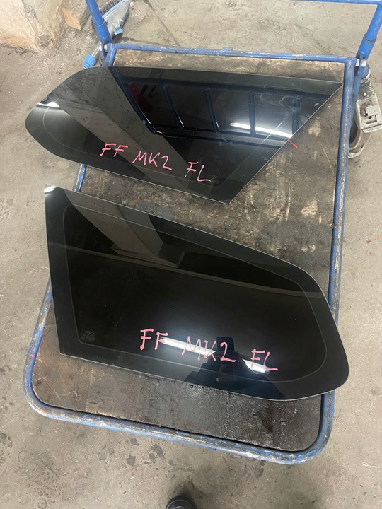 фото №1, Ford focus універсал mk2 рестайлінг скло обклеєна права