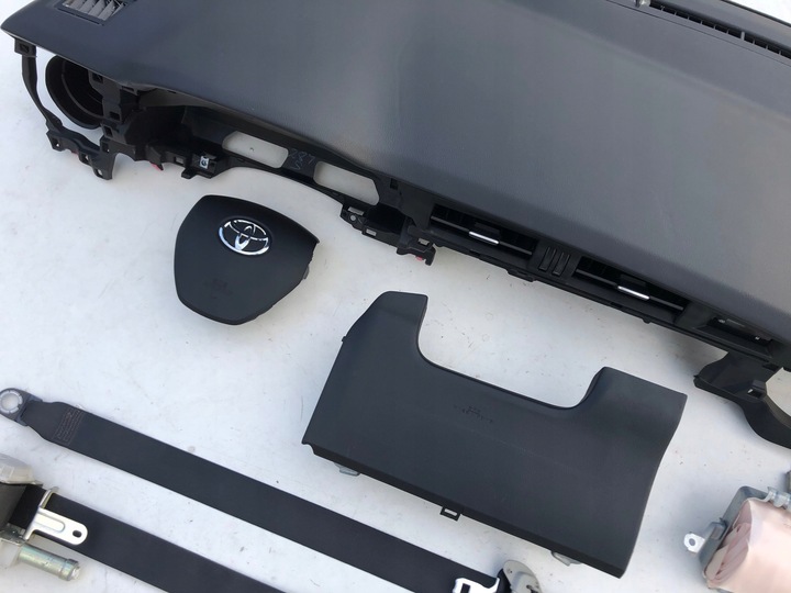 фото №5, Toyota auris 2 ii панель капот консоль подушки