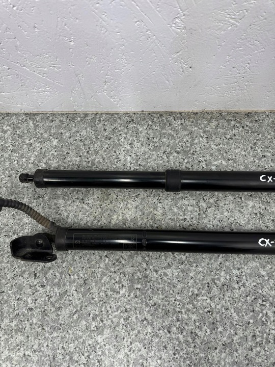 фото №6, Амортизатор крышки багажника левый правые комплект mazda cx-5 cx5 ii 2017-2021