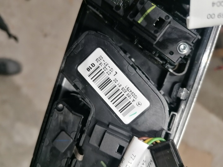 фото №9, Mercedes w166 ml gle планка дверь dekor панель левая