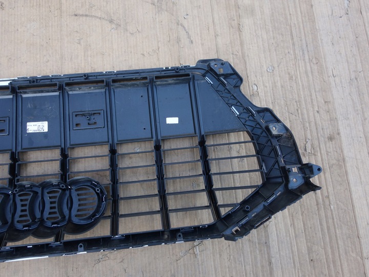 фото №6, Audi оригінальний номер 83a853651a решітка