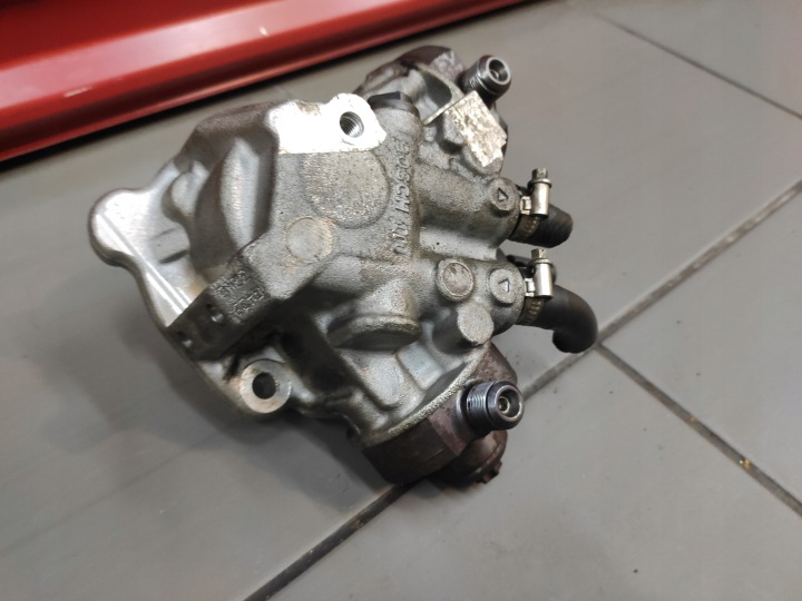 фото №14, Bmw 3.0d n57 f01 f10 комплект інжекторний форсунки молдинг насос kpl oem номер оригінал