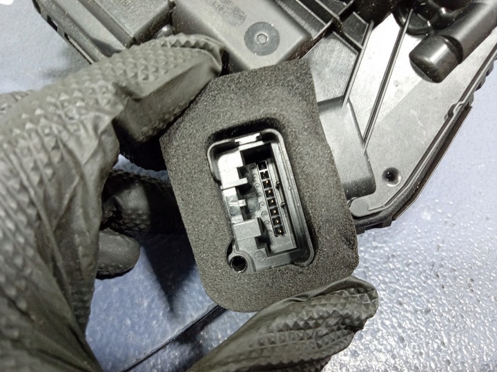 фото №7, Skoda scala замок двері зад лівий задній 7 pin 5ta839015k