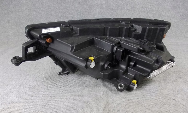 фото №11, Skoda kamiq лампа правая полный led 658941016b