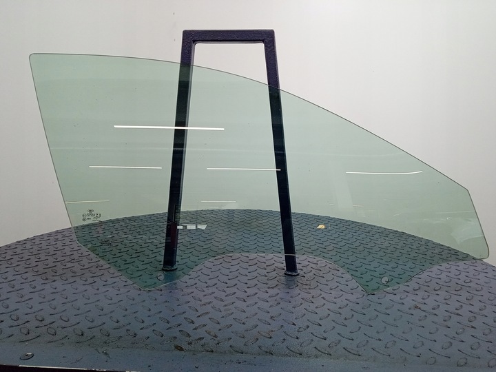 фото №1, Audi a6 c8 4k стекло дверь перед правая 20r