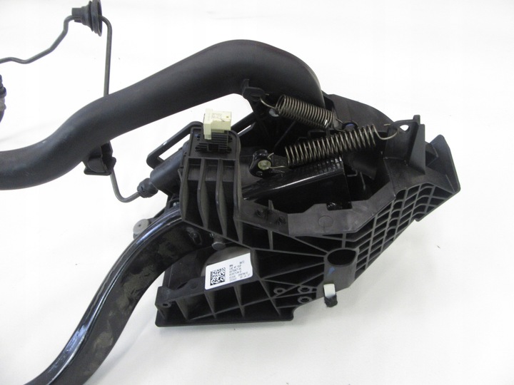 фото №9, Педалі гальма зчеплення циліндр зчеплення bmw f39 x2 f45 f48 x1 європа механічна коробка передач