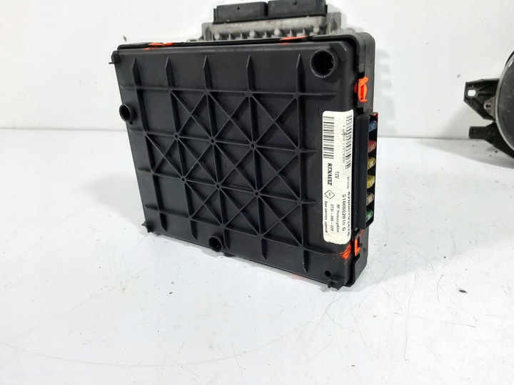 фото №15, Renault scenic i 1.8 16v 02r блок керування двигуна набір 8200214973 s118301113