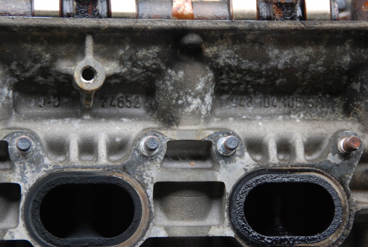 фото №8, Porsche cayenne 4.8 7l5 головка ліва вали