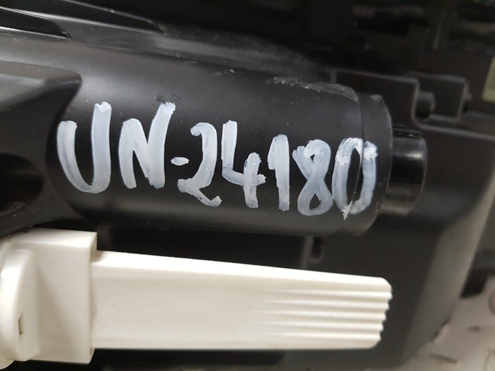 фото №13, Kia optima 4 iv рестайлинг лампа правая передняя полный led европа 92102a8800