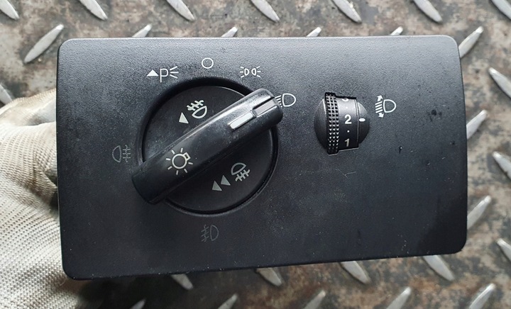 фото №1, Перемикач світла ford mondeo mk3 1s7t13a024bb