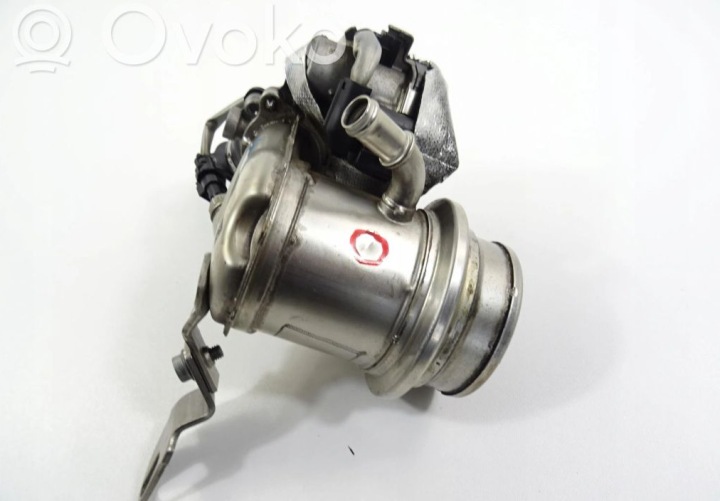 фото №10, Audi q3 83a 2.0 d радіатор вихлопних газів egr датчик 05l131501c 05l131512d