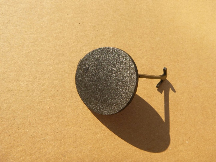 фото №1, Hyundai i30 универсал заглушка фаркоп hak бампер зад 86688g4200