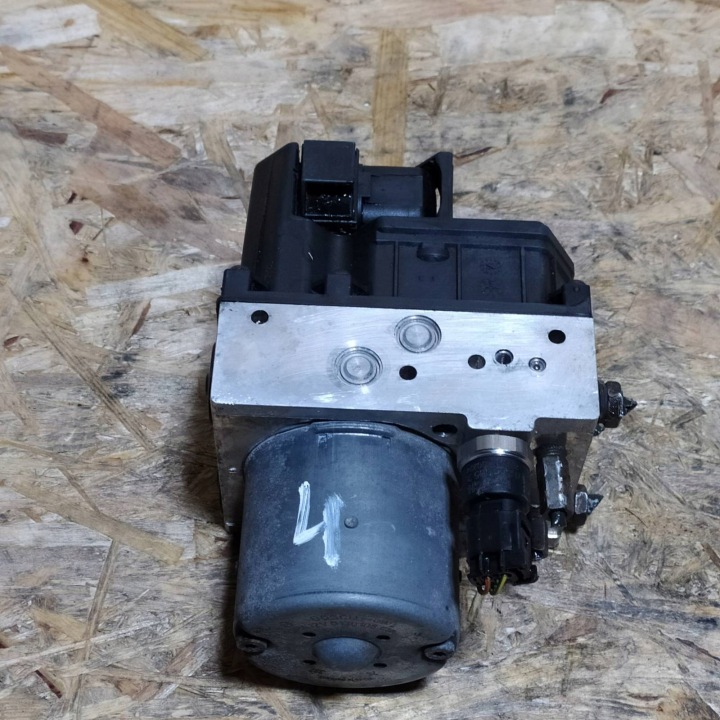 фото №9, Насос модуль керування abs toyota avensis t25 2.0 d4d 44540-05031 0265225228