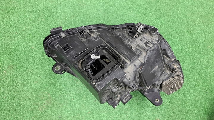 фото №4, Mercedes c-klasa w205 повний led лампа передня