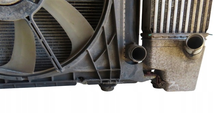 фото №12, Радіатор з вентилятор toyota auris i 1.4 d4d 09-12 mf442134-3070 комплект