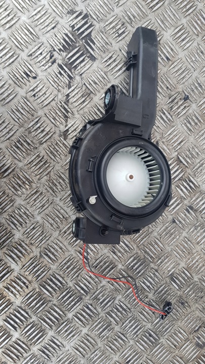 фото №3, Citroen c4 picasso i вентилятор повітродувка зад