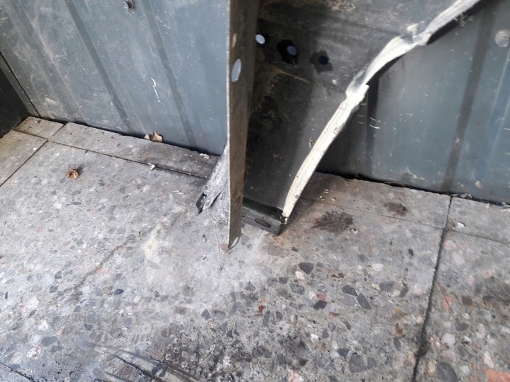 фото №12, Крило лівий перед audi a8 d2 чорний