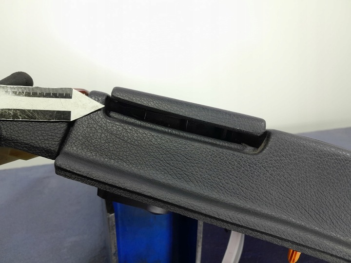 фото №8, Mercedes e w211 универсал рестайлинг обивка боковина дверь зад правые