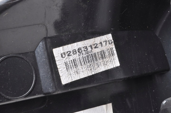 фото №8, Renault captur i лампа правая задняя правые зад 265502731r