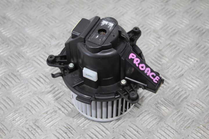 фото №1, Воздуходувка нагревателя toyota proace verso ii 2