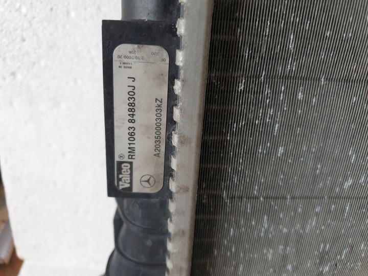 фото №8, Радиаторов воды mercedes w203 1.8 бензин