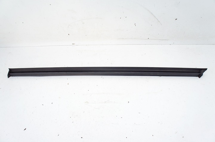 фото №5, Uk192+ volvo xc40 d3 планка стёкла дверь правые перед комплект 2szt