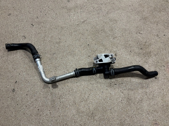 фото №15, Додатковий водяна помпа  porsche panamera 971 5q0906457b