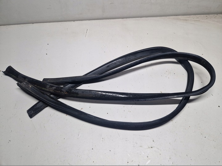 фото №1, Dacia sandero i 1 прокладка дах дахова права ліва