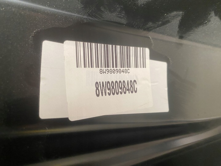 фото №2, Audi a4 b9 поріг стійка обшивка праві 8w9809848c