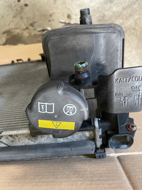 фото №6, Bmw x3 e83 радиаторов воды климат бачок бензин n52 комплект радиатор