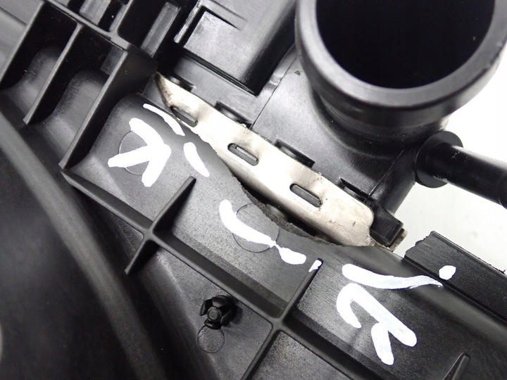 фото №7, Комплект радіатор води кондиціонер вентилятор vw volkswagen polo 6r 6c 1.2i 18r