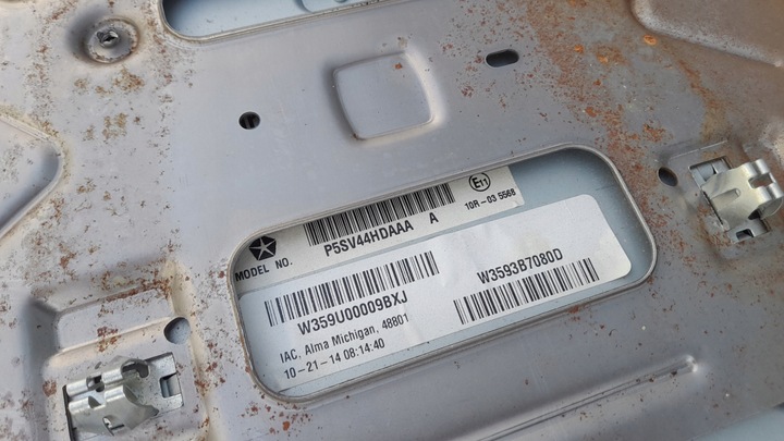 фото №12, Chrysler town country v 10- 20 консоль панель бардачок стеля usa