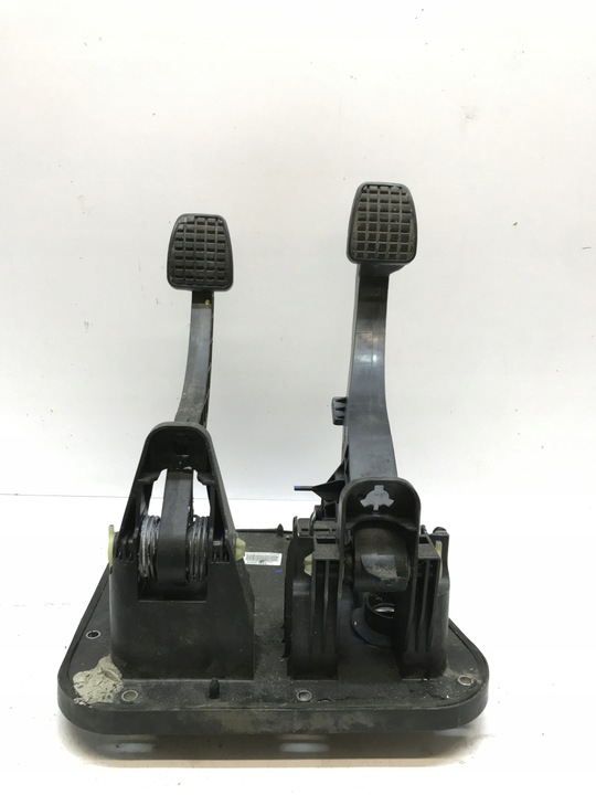 фото №1, Педали сцепления тормоза iveco оригинальный номер or 5801492032