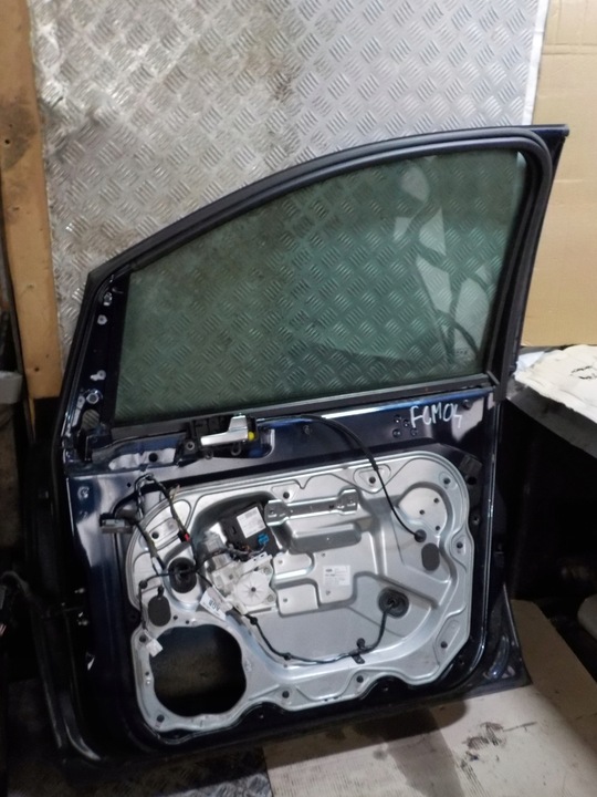 фото №3, Ford focus c-max 1.8 b 2003r. двері правий перед do фарбування